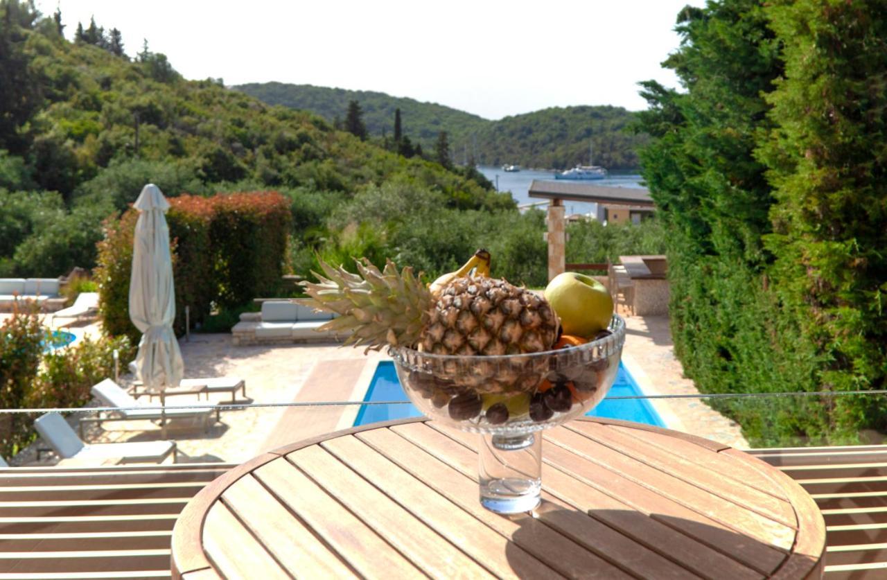 Saz Villas Sívota Exteriör bild